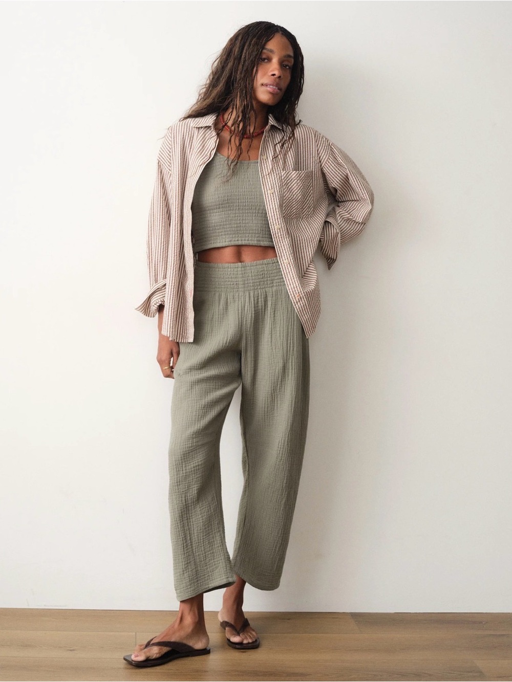 Marine Layer Georgia Double Cloth Barrel Pants. Green. Size S. New with tags.
